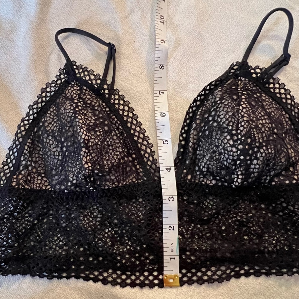 Victoria’s Secret all over crochet sexy black bracelet/ crop top. Size XS. - Picture 6 of 8